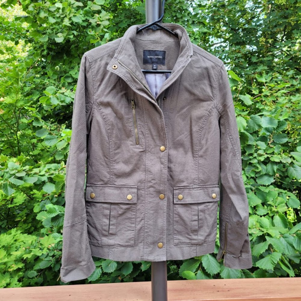 SOLD: Banana Republic Military Cropped Jacket M - Picture 8 of 8